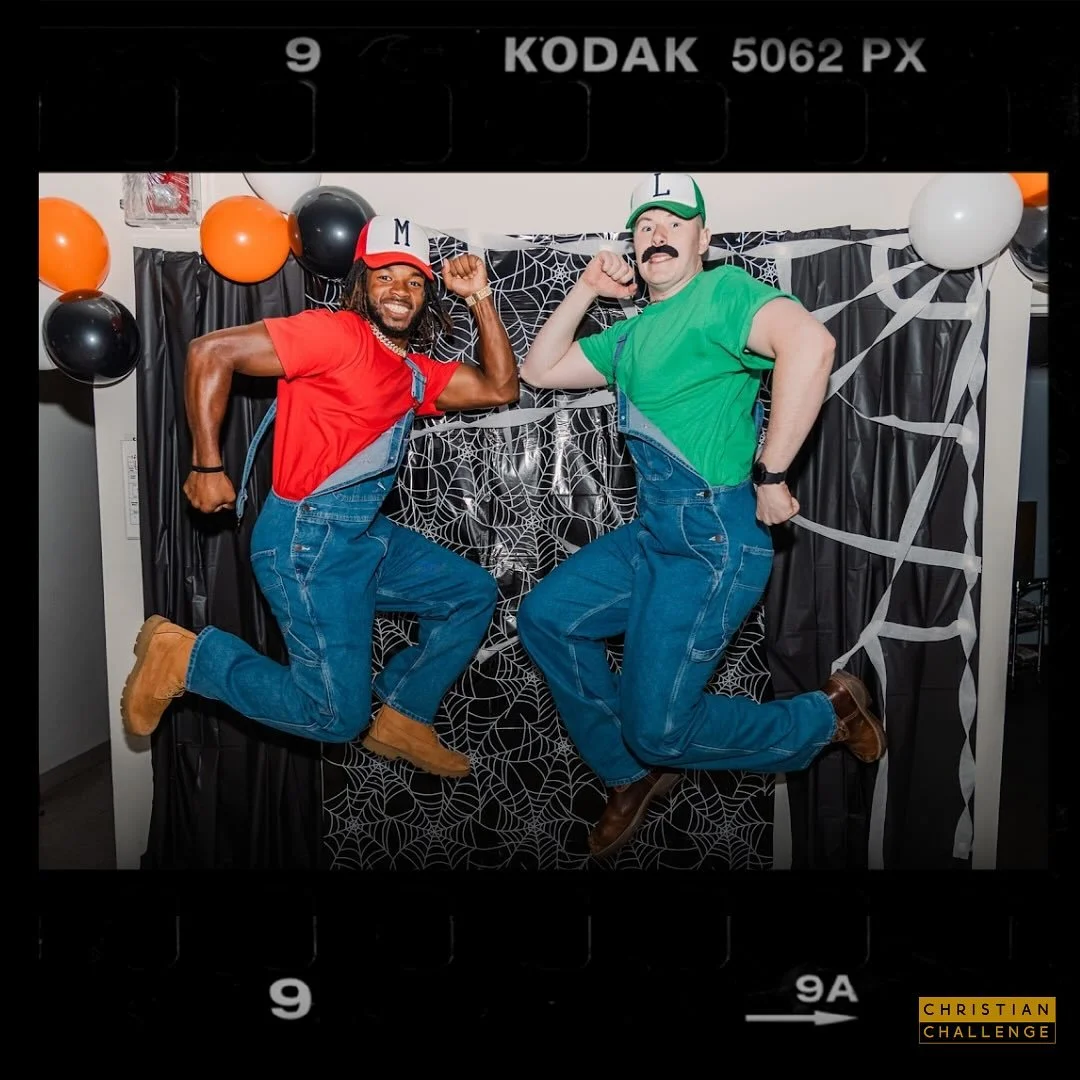 TRICK OR CHALLENGE tonight at 8pm!!! 🦇

See you tonight for some music, snacks, costume competition, and pumpkin smashing! 🎃

2023 W 12th Ave  8pm
Pick up in front of Plumb Hall  7:30pm