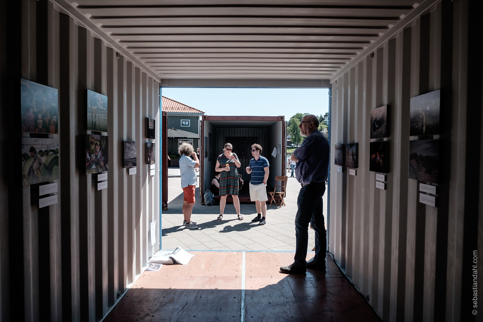  Containerutstillinga på Fisketorget.&nbsp;Foto: Sébastian Dahl  