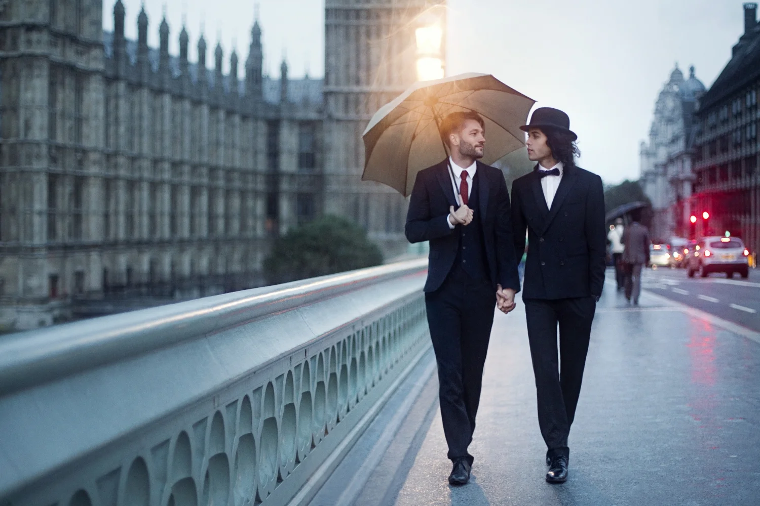 Romance_London-8020_M.jpg