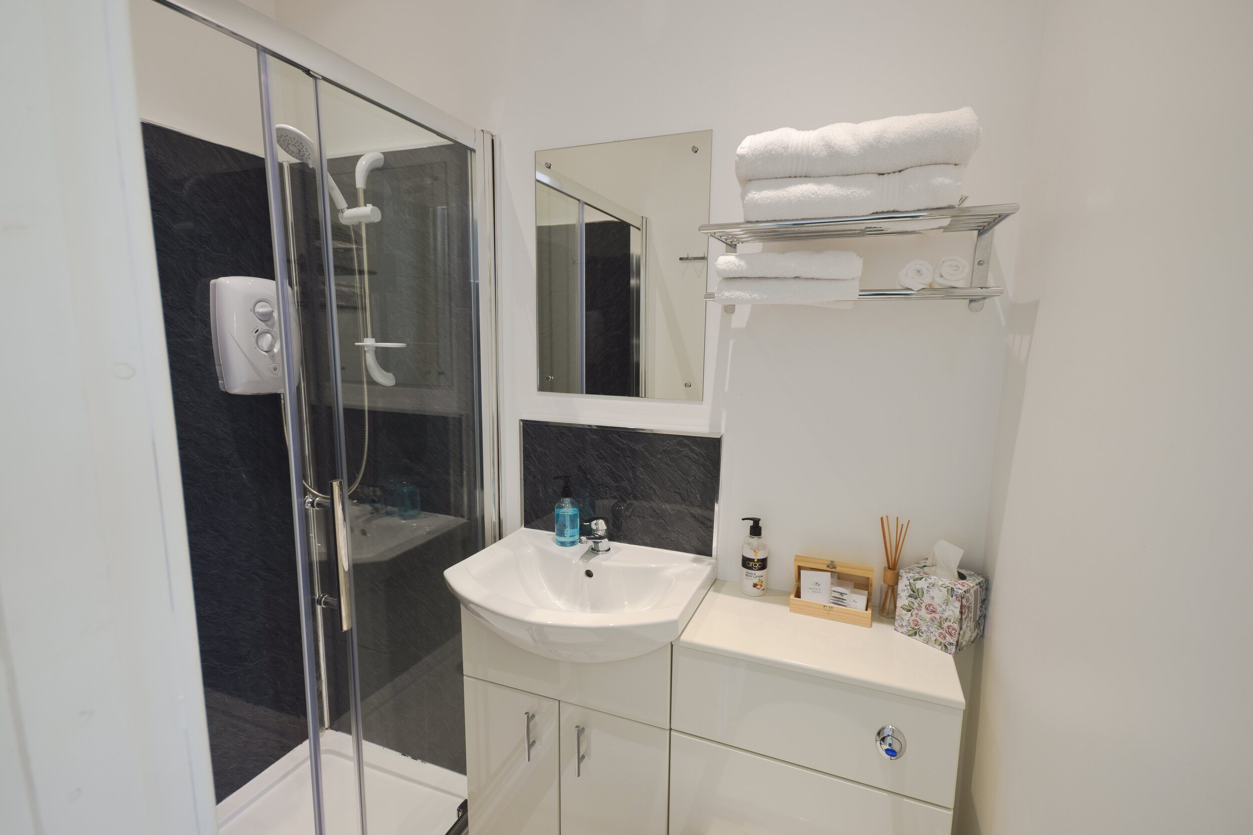 King Ensuite Room, Blackburn Villa B&amp;B, Ayr, Scotland