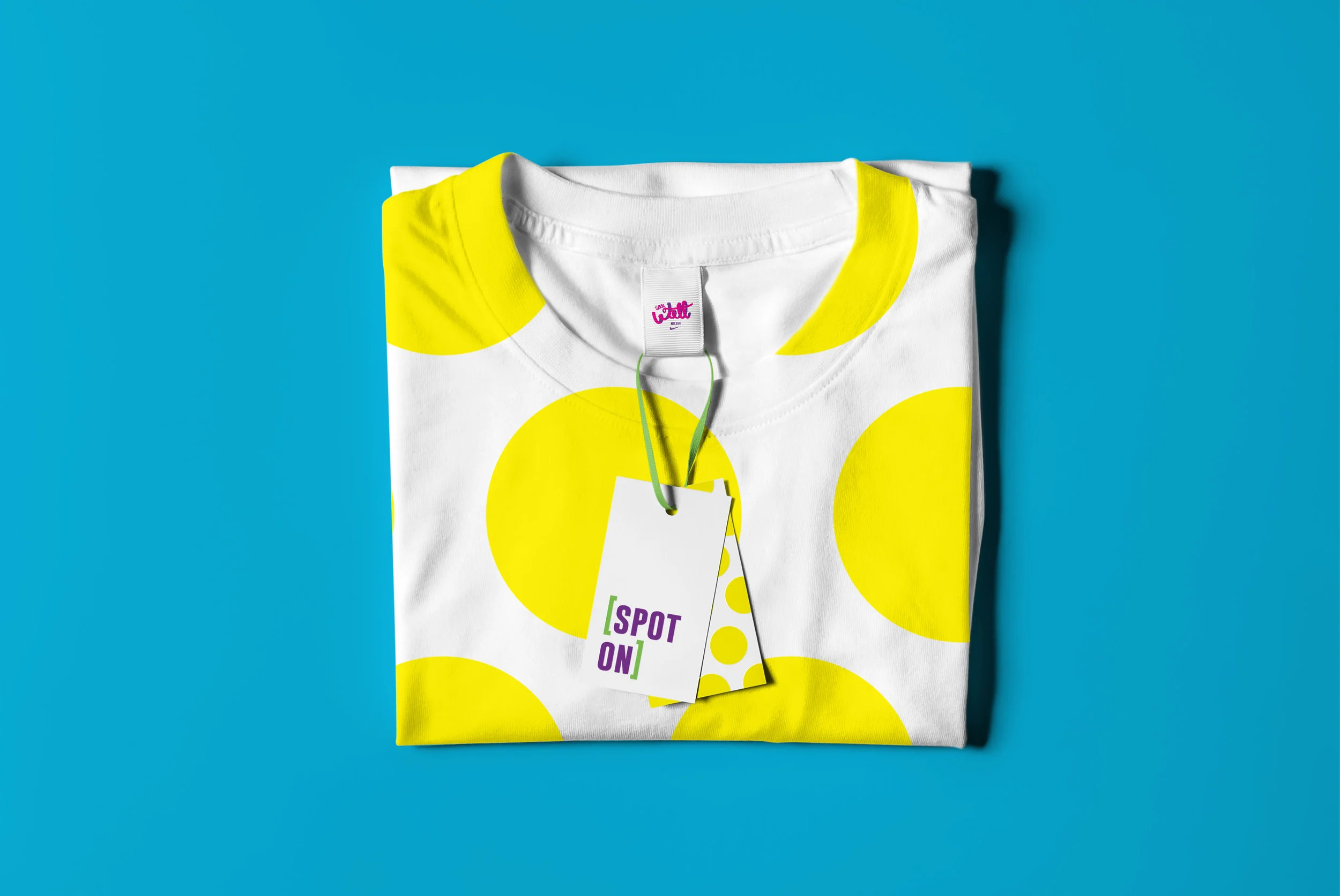 02_Folded Shirt.jpg