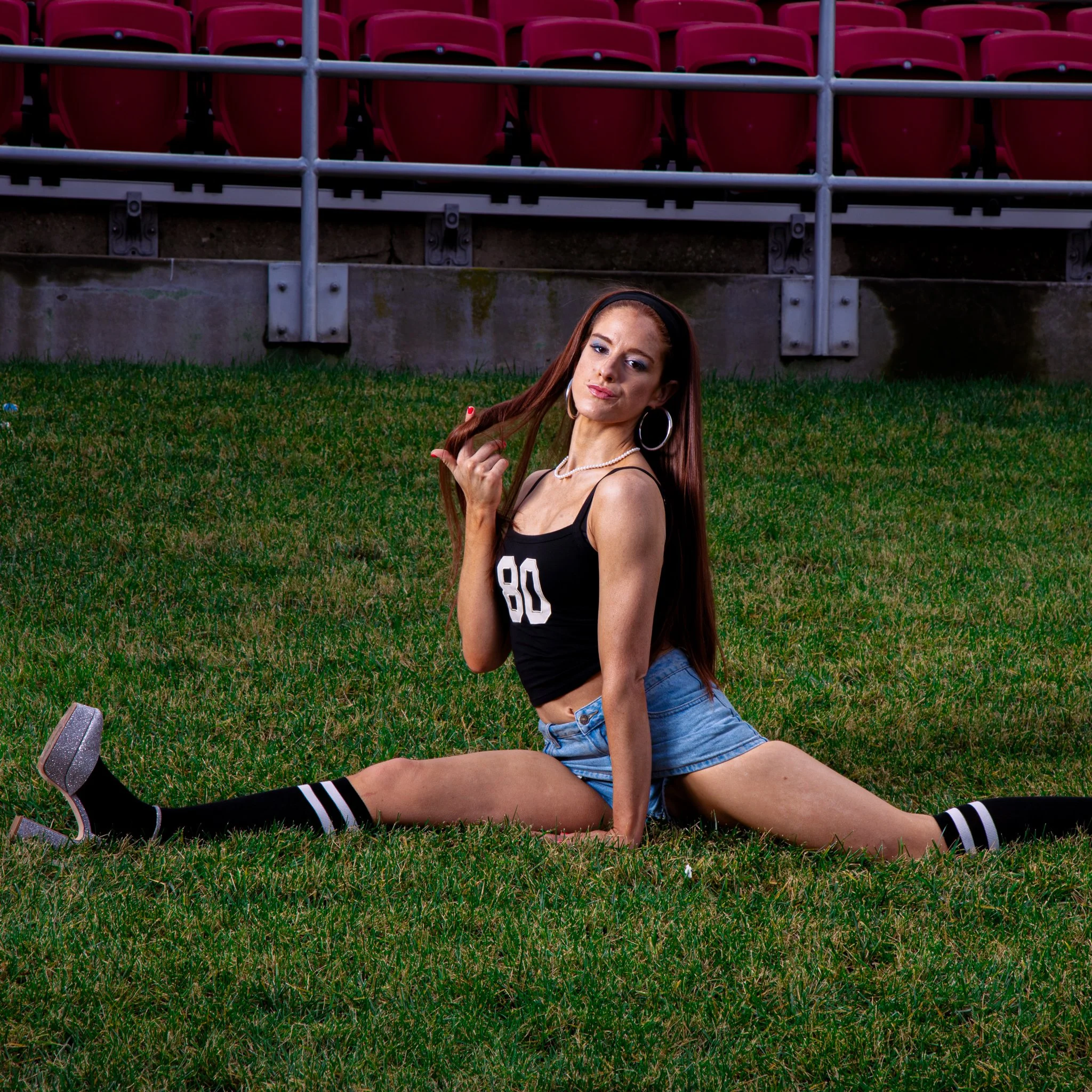 BACK OF ALBUM PHOTO NO WORDS CHEERLEADER.jpg