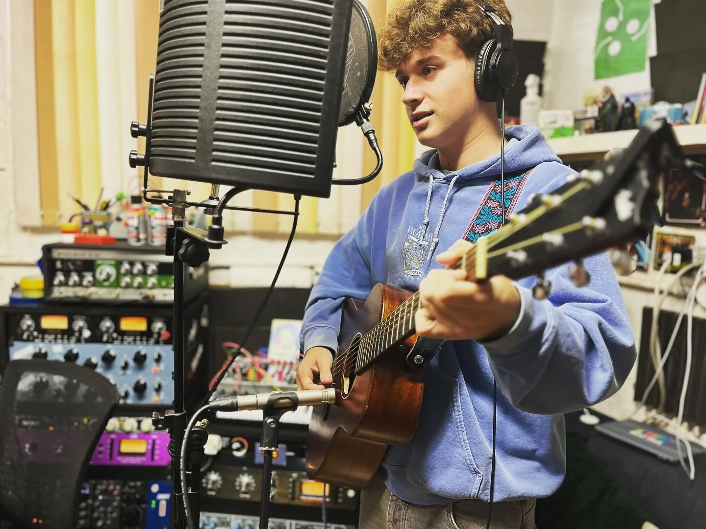 Amazing first tracking session with @dustyseagulls last weekend! #groundupmusic #aceagrams #beatthiscic #recordingstudiolife #neumannmicrophones #akgmicrophones #royermicrophones #cambridgshirebands #dripdry