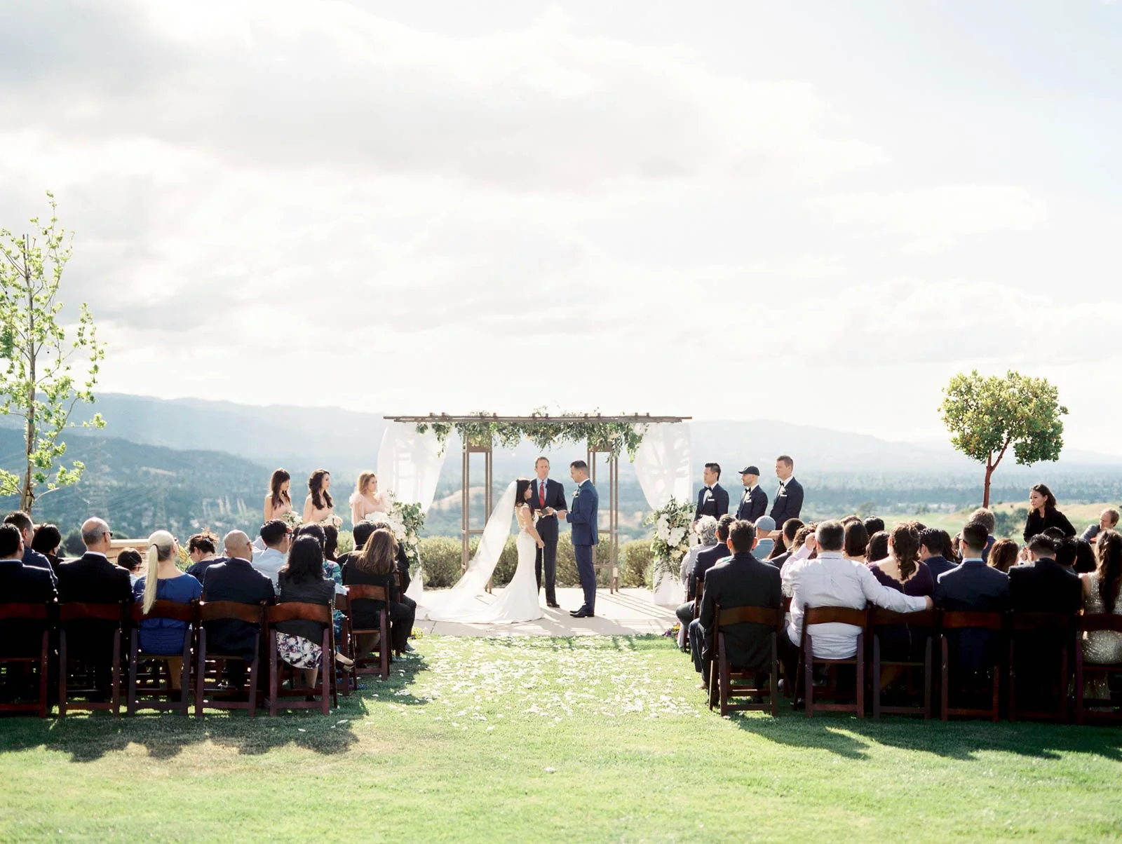Wedding photos Boulder ridge golf course