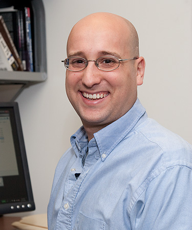 Dr. Kanner talks about gravitational waves, which were detected for the first time by LIGO last year. He explains how studying neutron stars with gravitational waves can tell us how everyday elements like gold came to be. 