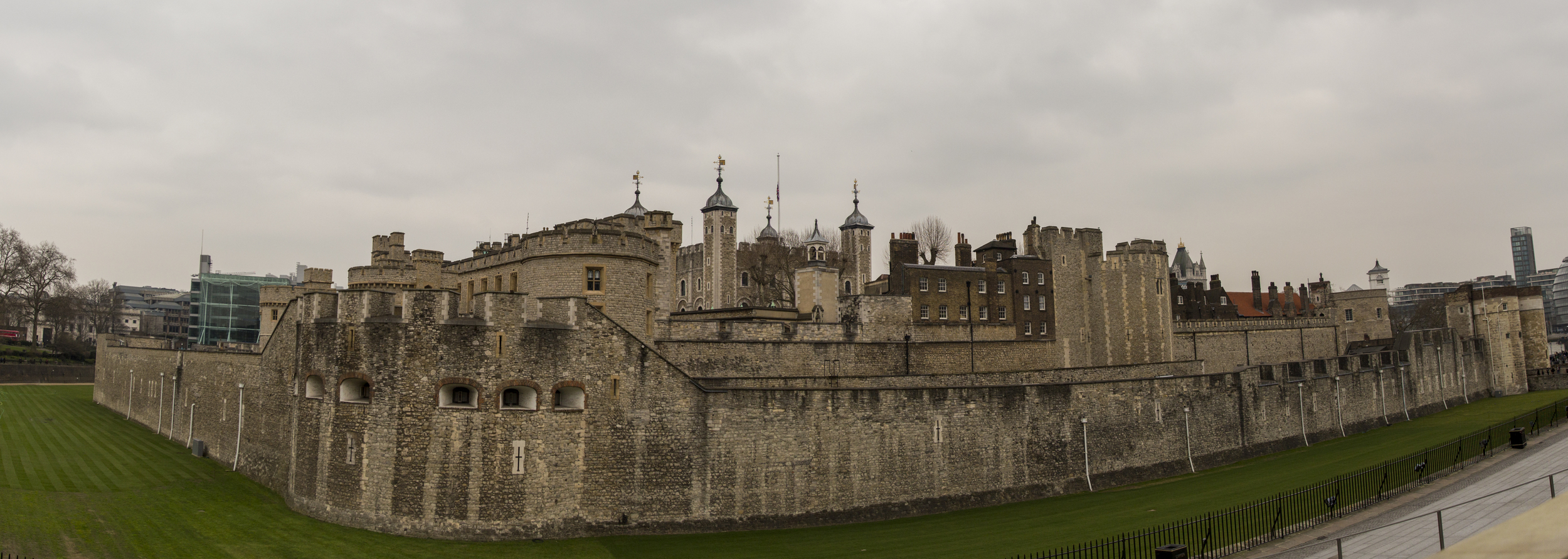 tower of london_Panorama2.jpg