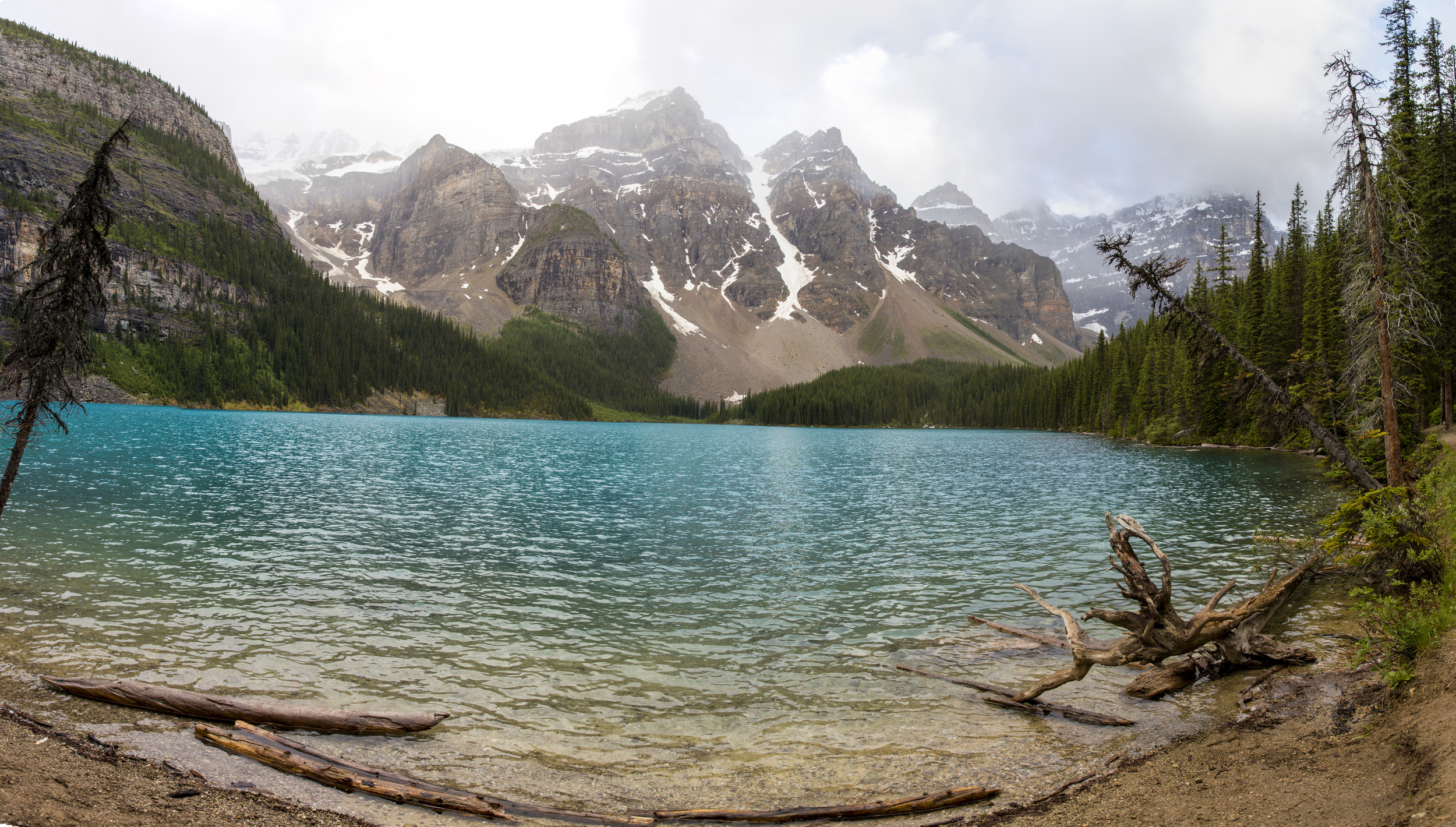 Morainelake_Panorama3.jpg