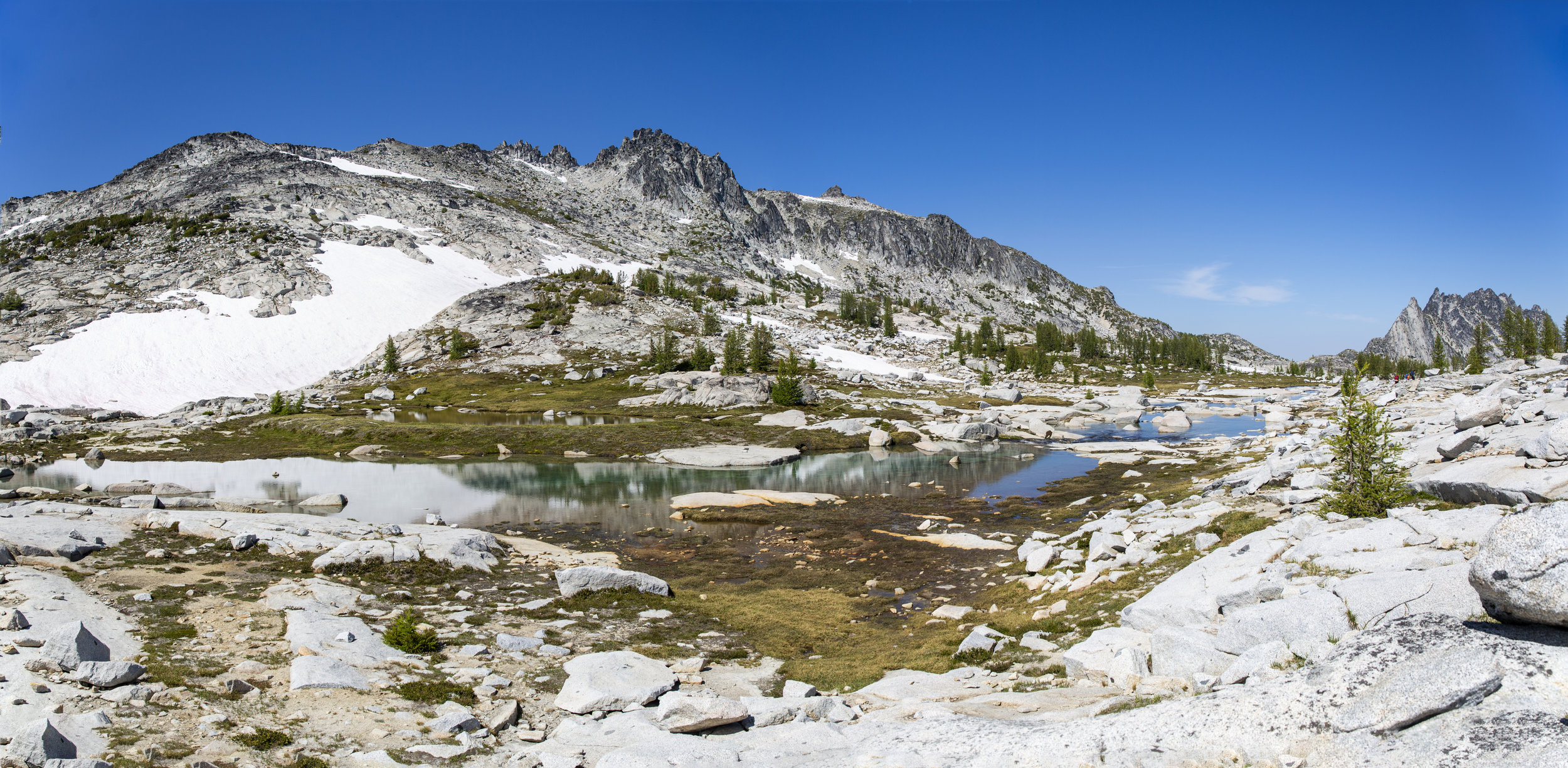 glacierlakeday2_Panorama2.jpg