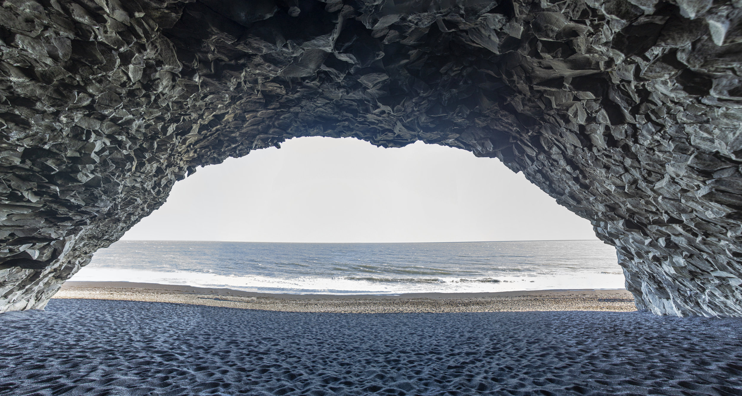 Reynisfjara_Panorama1.jpg