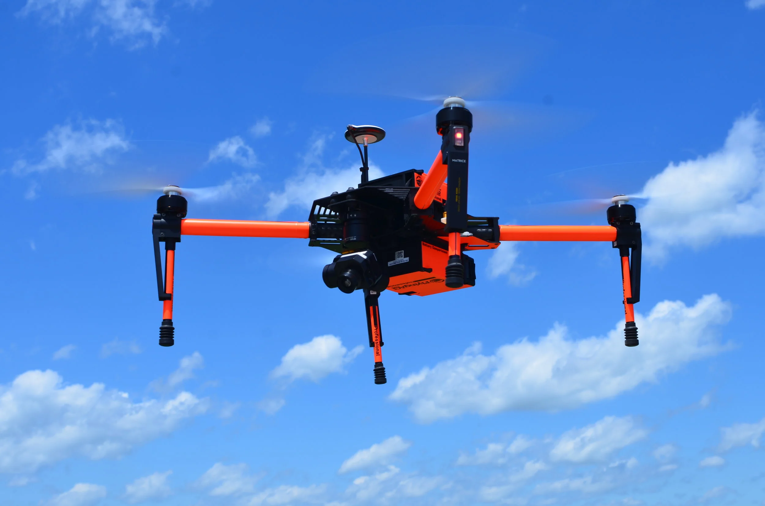 FlyingAg's Matrice w/ NEW FLIR Thermal camera . 