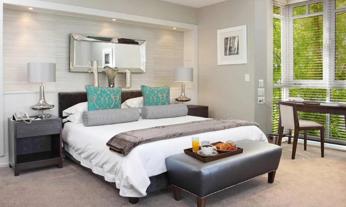 Fancourt_Luxury_room_overlooking_warm_up_area-1170x700.jpg