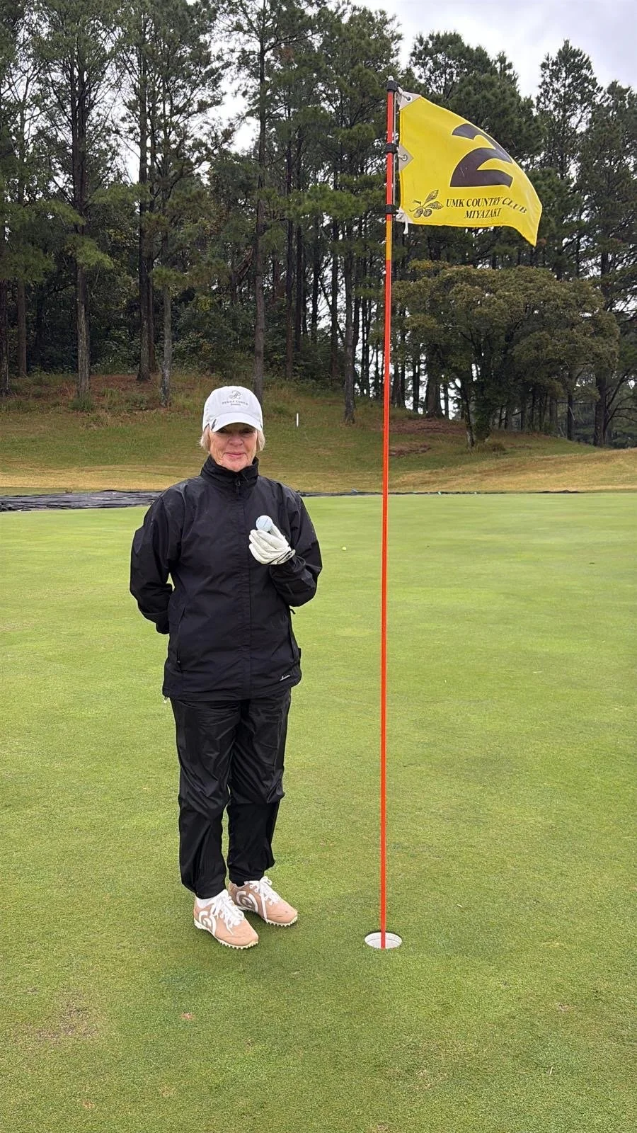 Helen's Hole-In-One!