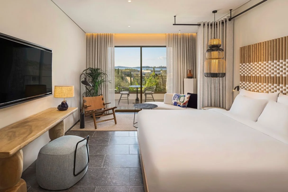 Wonderful Bay Room
