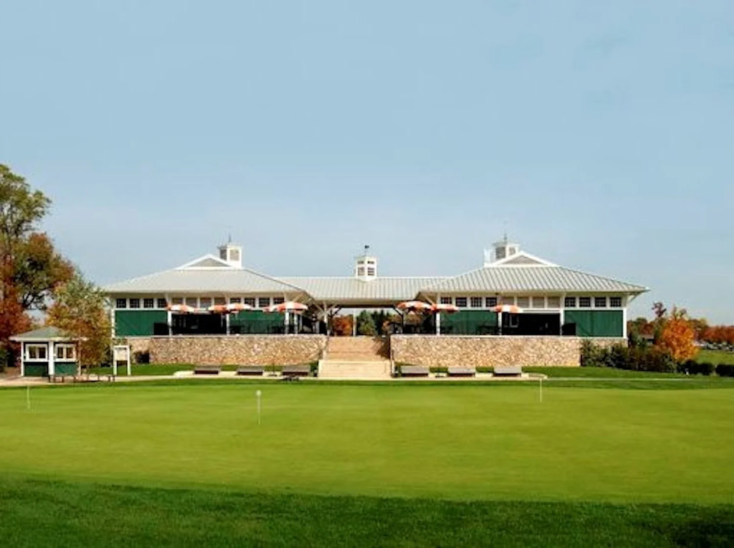 Charleston Springs Golf Clubhouse 07.jpg