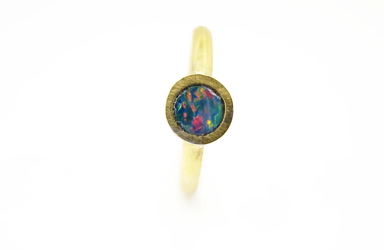 opal yellow gold solitaire 2.jpg