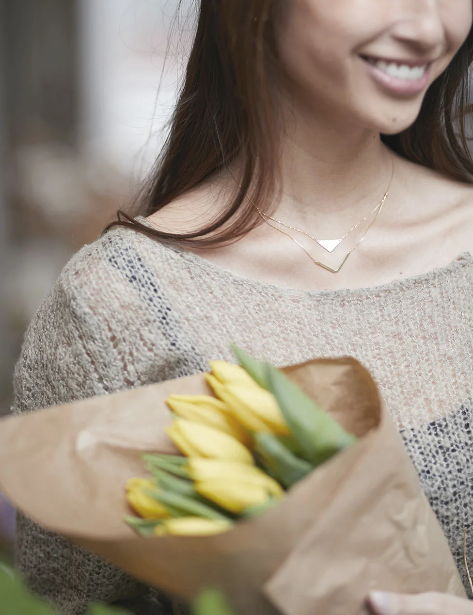 Double V necklace G.jpg