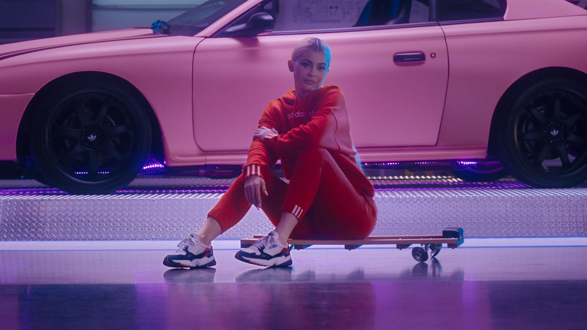 Adidas_1.jpg