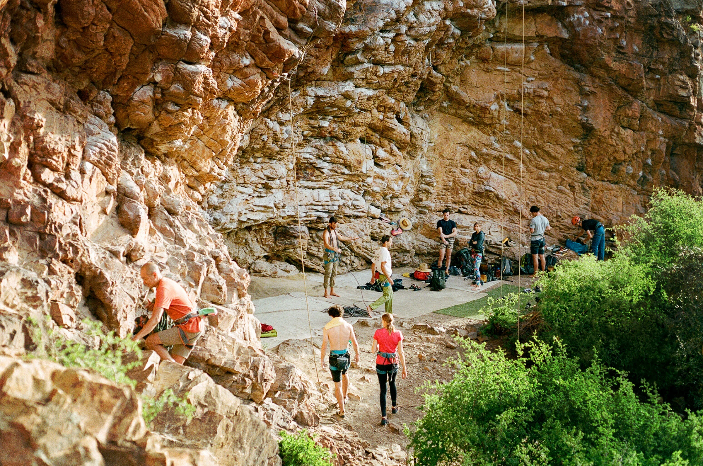 form-climbing-group.jpg