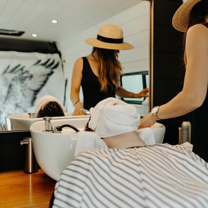 &ldquo;Best experience ever.&rdquo; - Everyone 

#wandererbarberingco #mobilehaircuts #mobilebarbershop #mobilebarber #wandervan  #thewandervan #curbsidehaircuts #curbsidebarbershop #privatebarber #privatestylist #weddingbarber #weddinghaircut