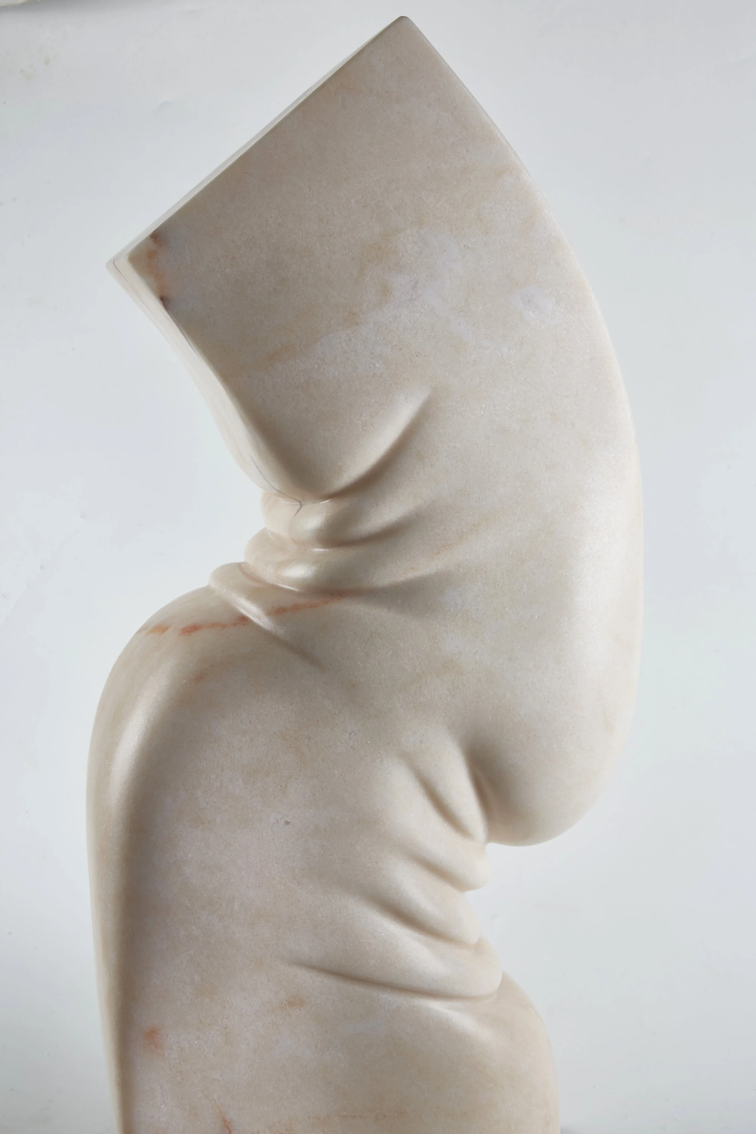 _SX14208.jpg