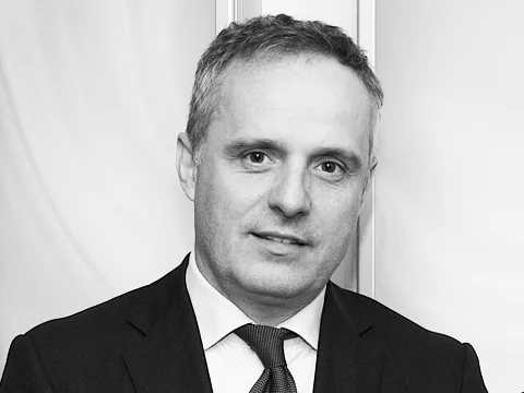 Mr Patrick Axon Patrick Axon has over 10 years experience as a consultant ENT surgeon at Cambridge University Hospitals NHS Foundation Trust. FIND OUT MORE