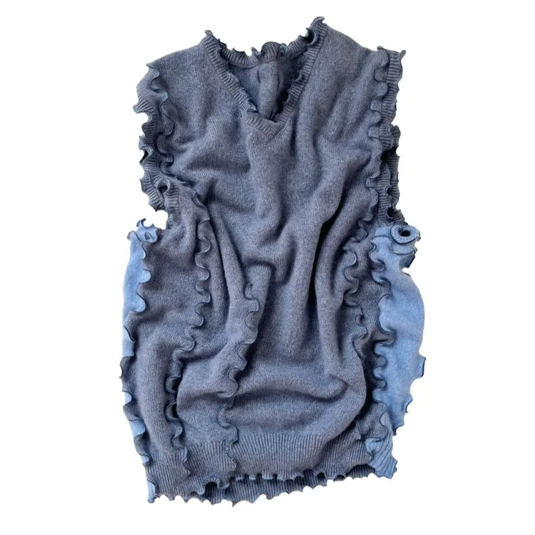 bluevest.jpg