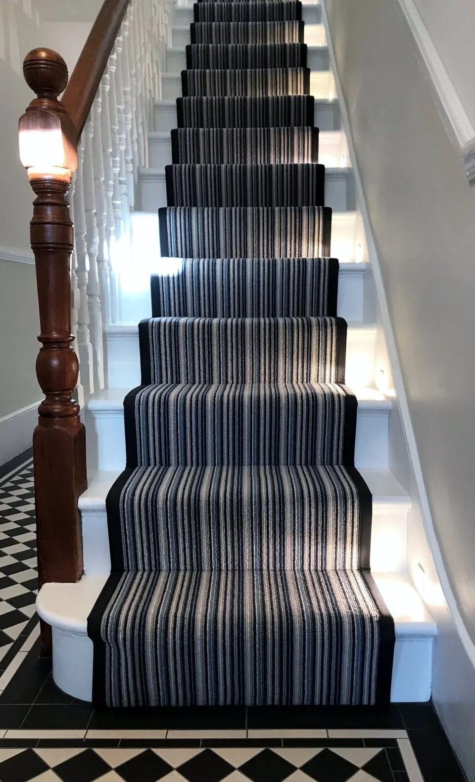 B&R Carpet Company