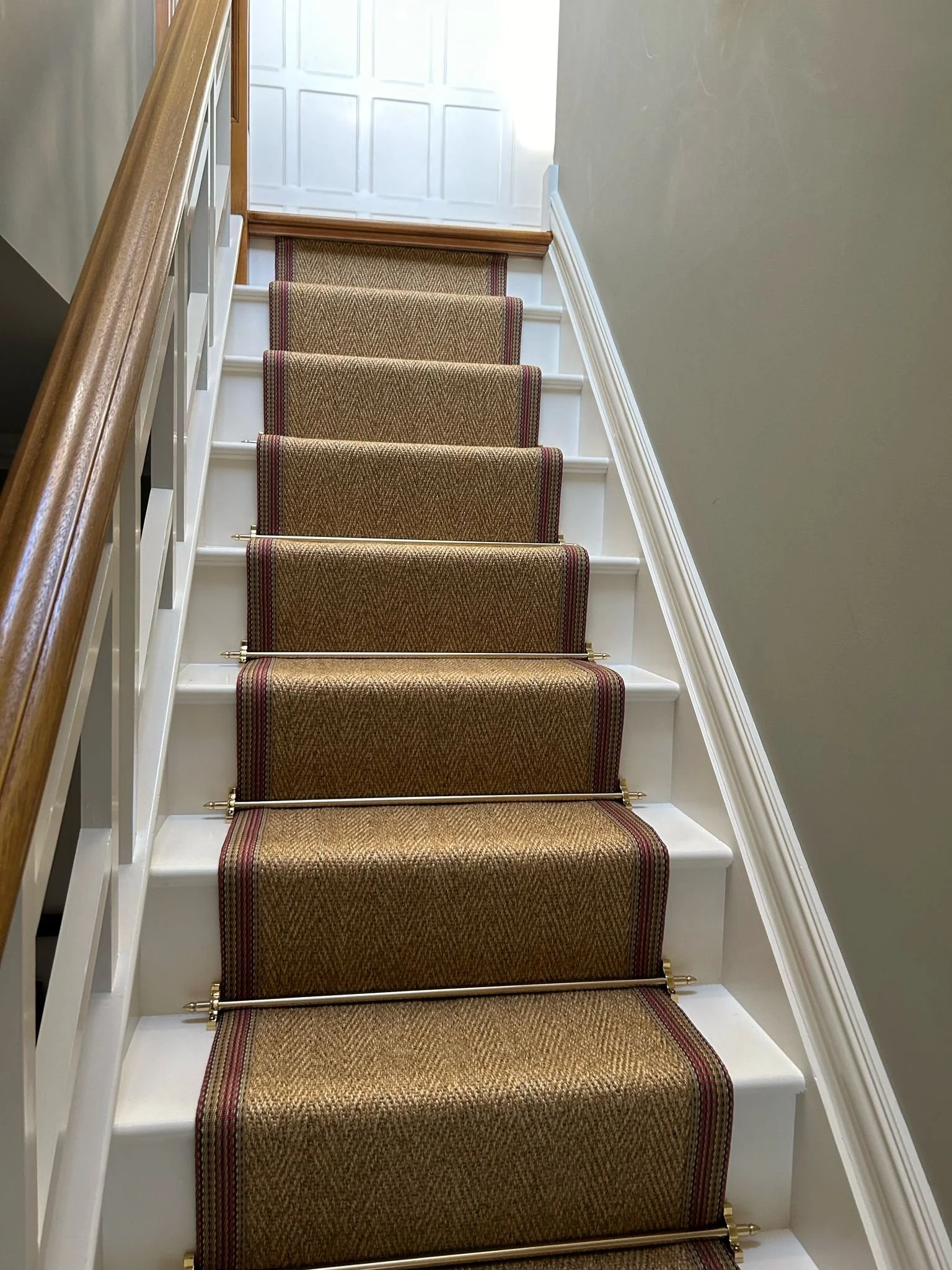 Anywhere Ca-rPET Re-set 8331 (Rainbow Rouge Binding + Lancaster Polished Brass rods)