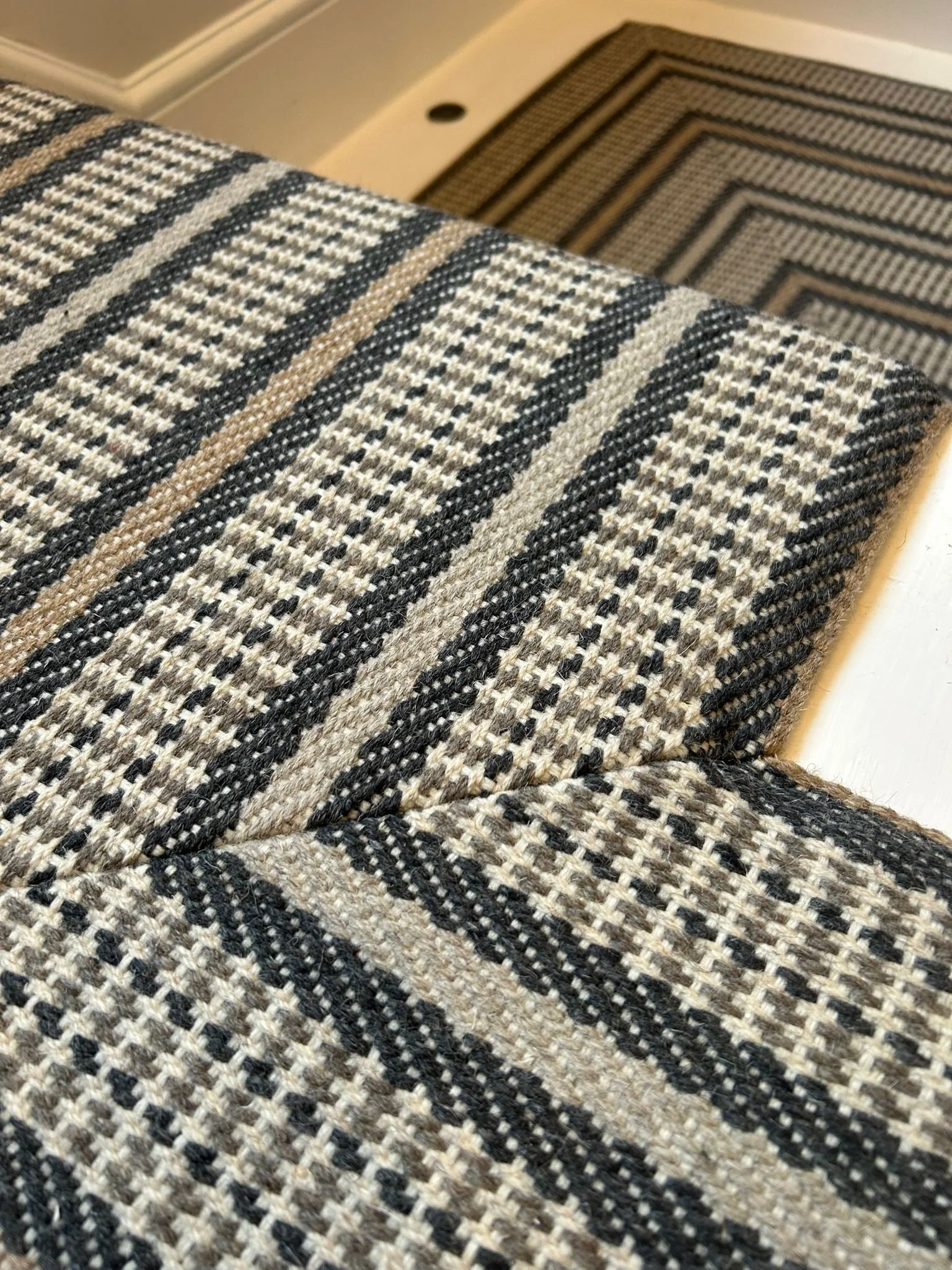 Off The Loom - Corbridge - Cityscape