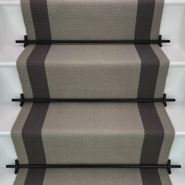 Ashington – Squirrel Taupe