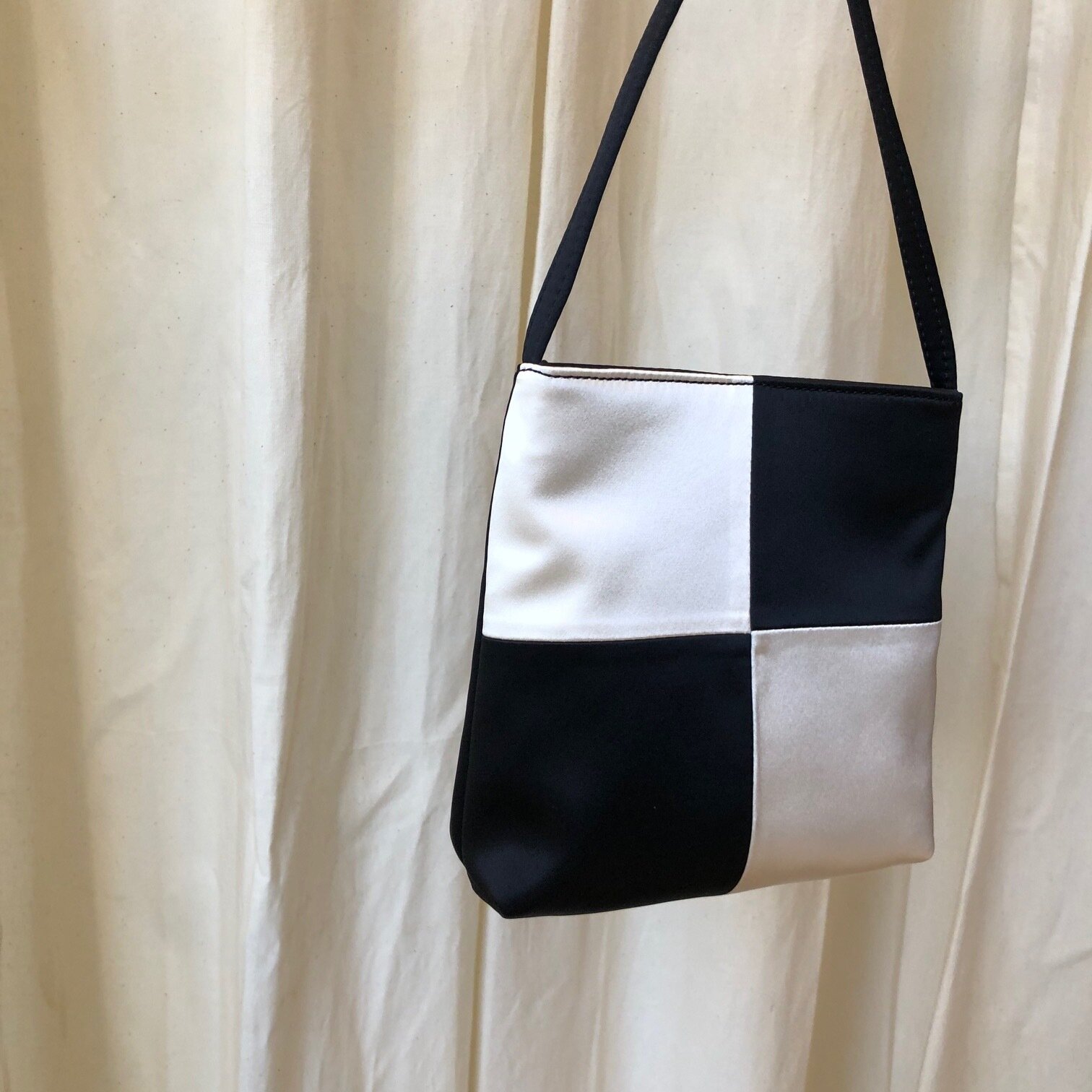 HAI VERA BLACK & IVORY BAG — i n N E O S S