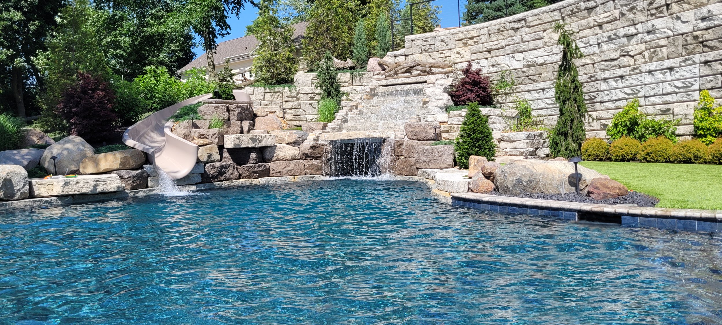 Waterville - Riverfront Poolscape