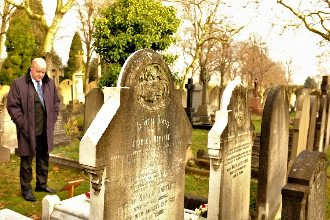 Meet London's Grave Recyclers