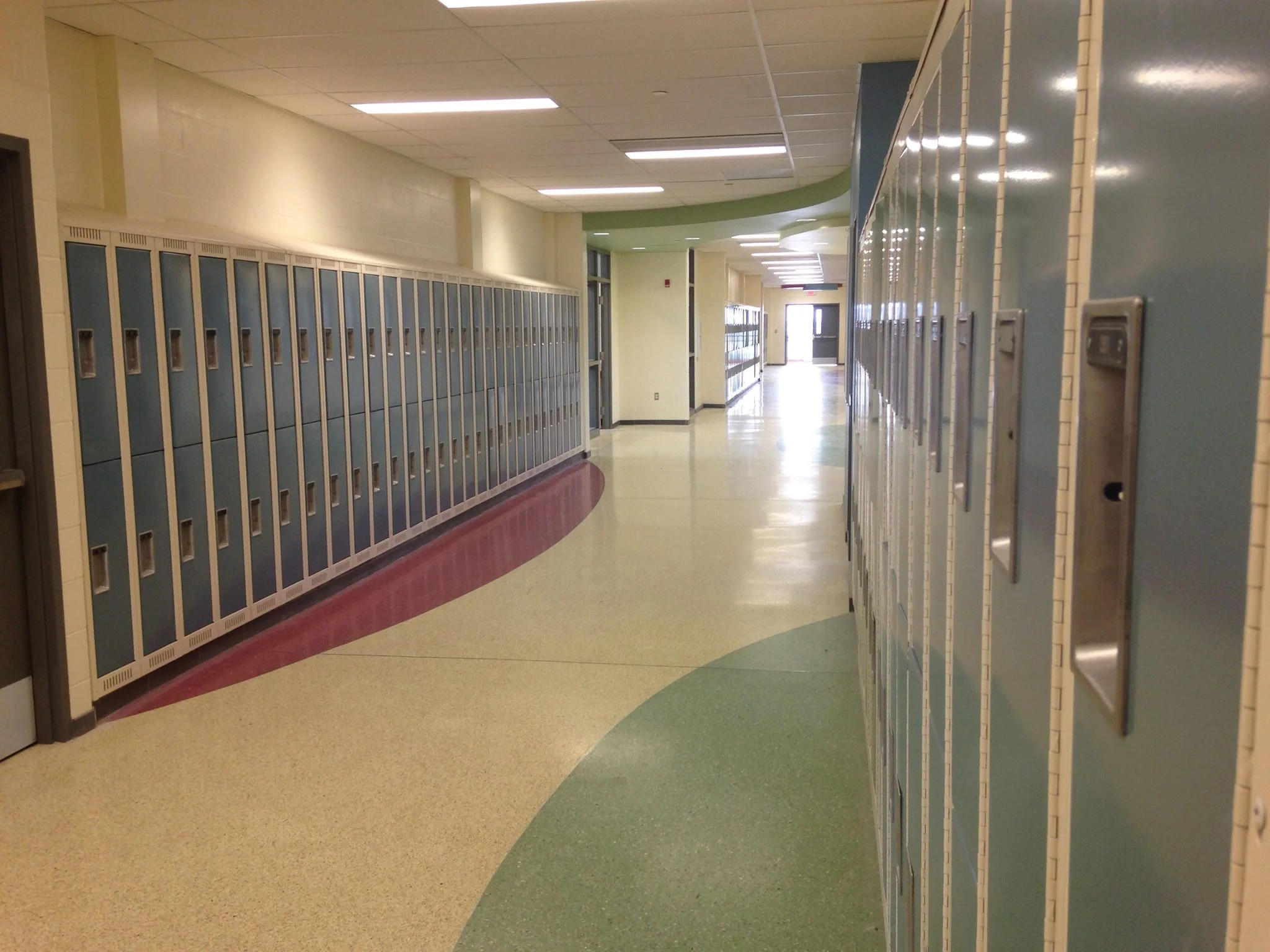Elllis Don Lockers.jpg