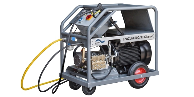 EcoCold 500/30 Classic The compact and mobile EcoCold 500/30 Classic removes dirt from the smallest corners. The high-pressure water unit has been specifically developed by WOMA for use in professional high-pressure cleaning. It provides pressure up to 500 bar (X) and a capacity of up to 30 l / min,(X) as well as many opportunities to work efficiently and safely.