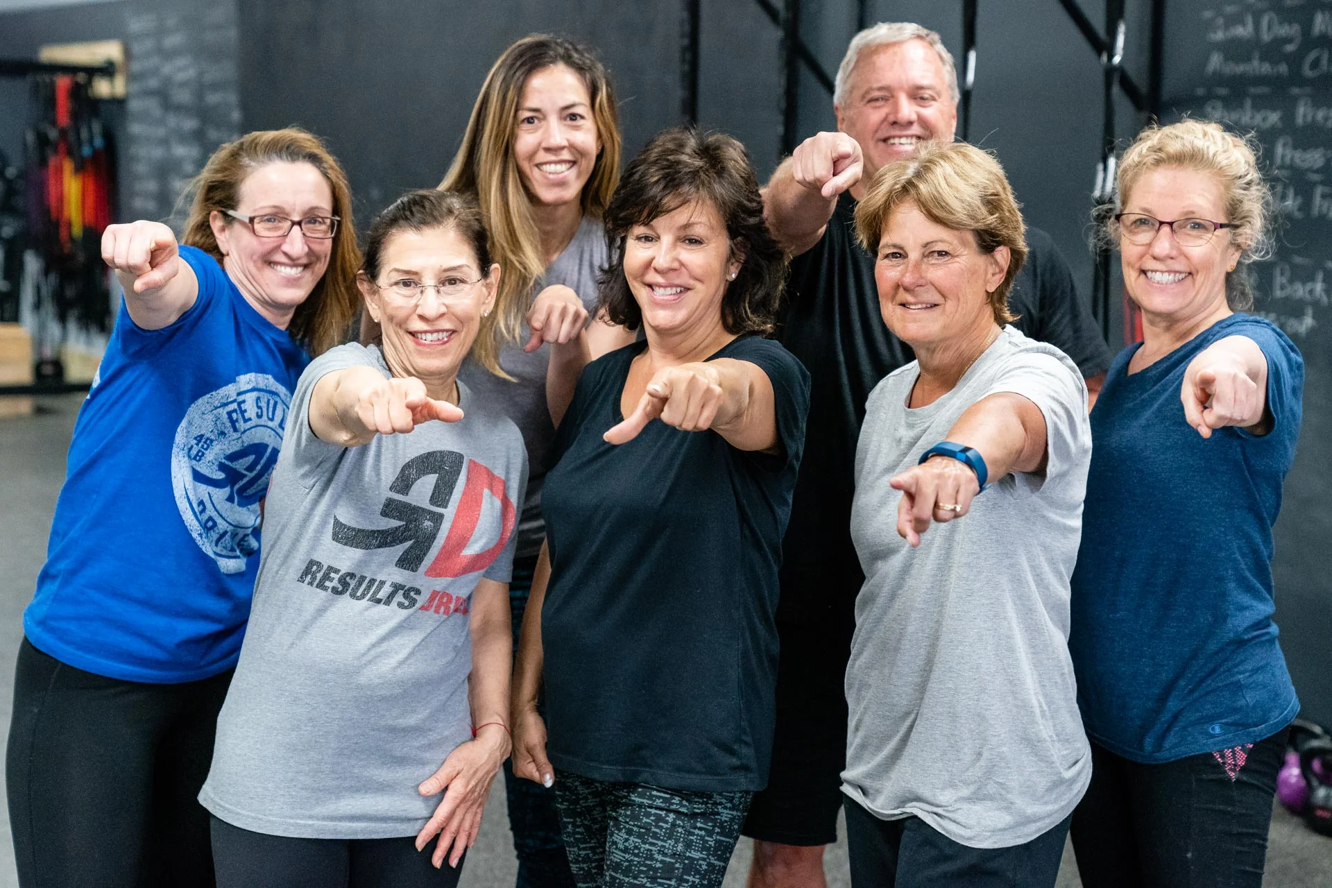 930 team point 3x2.jpg