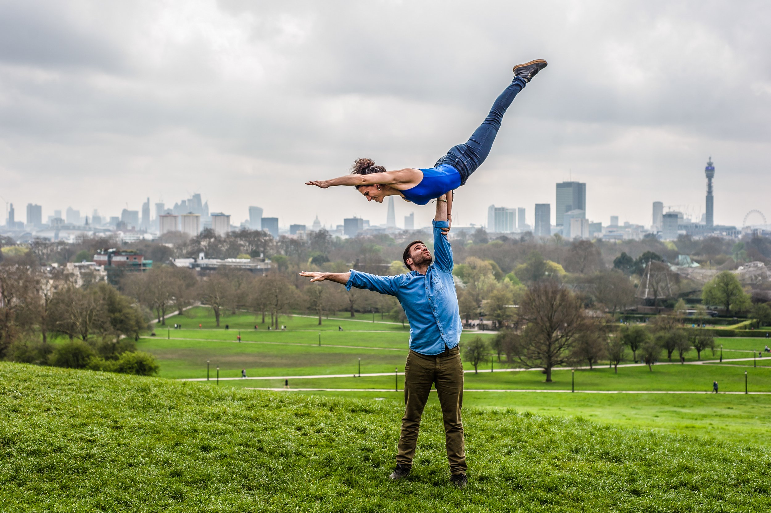 AcroYoga Weekend in Athens with John &amp; Érica 