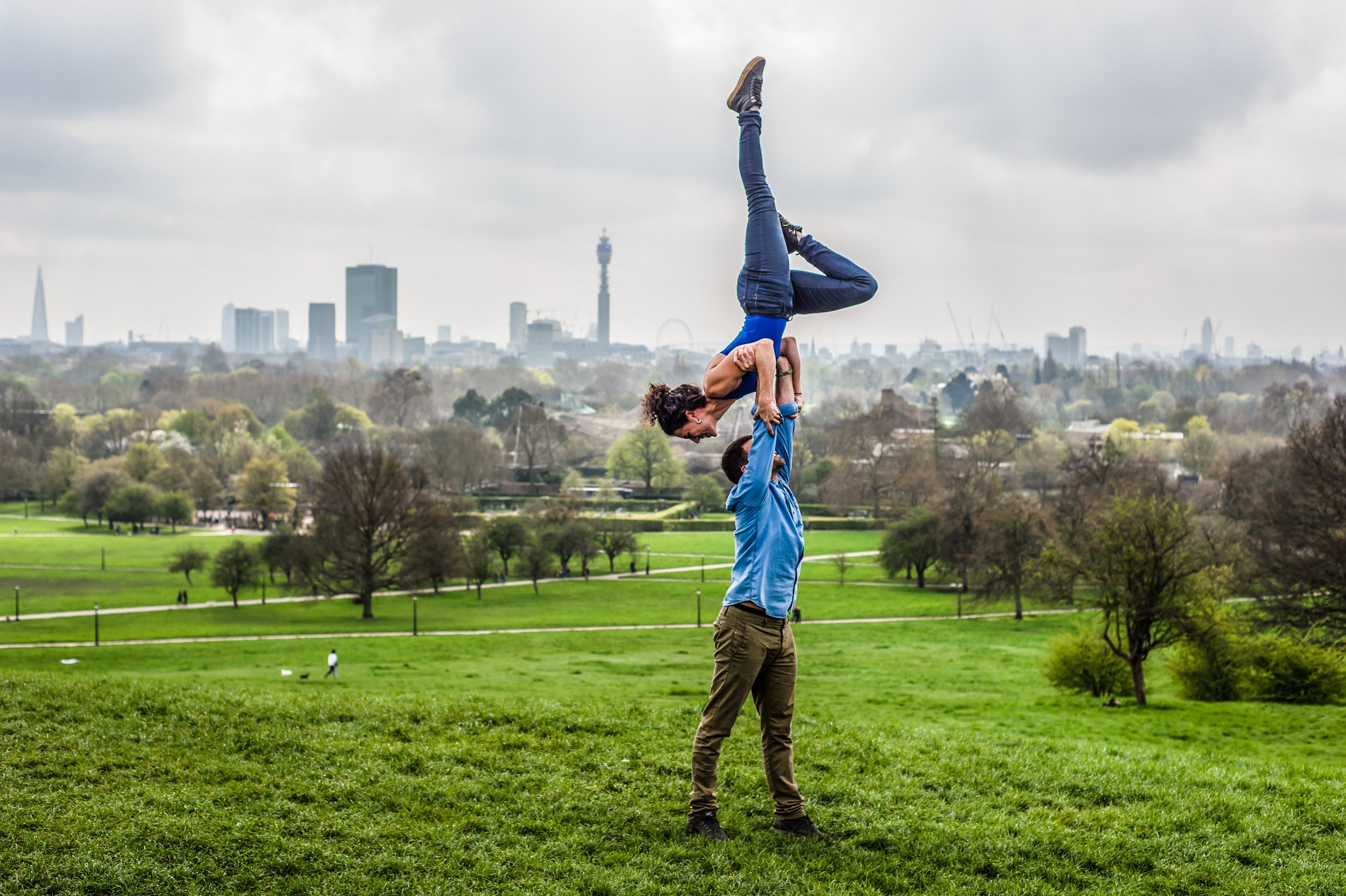 Standing Acro Foundations and Refinements with Érica &amp; John 