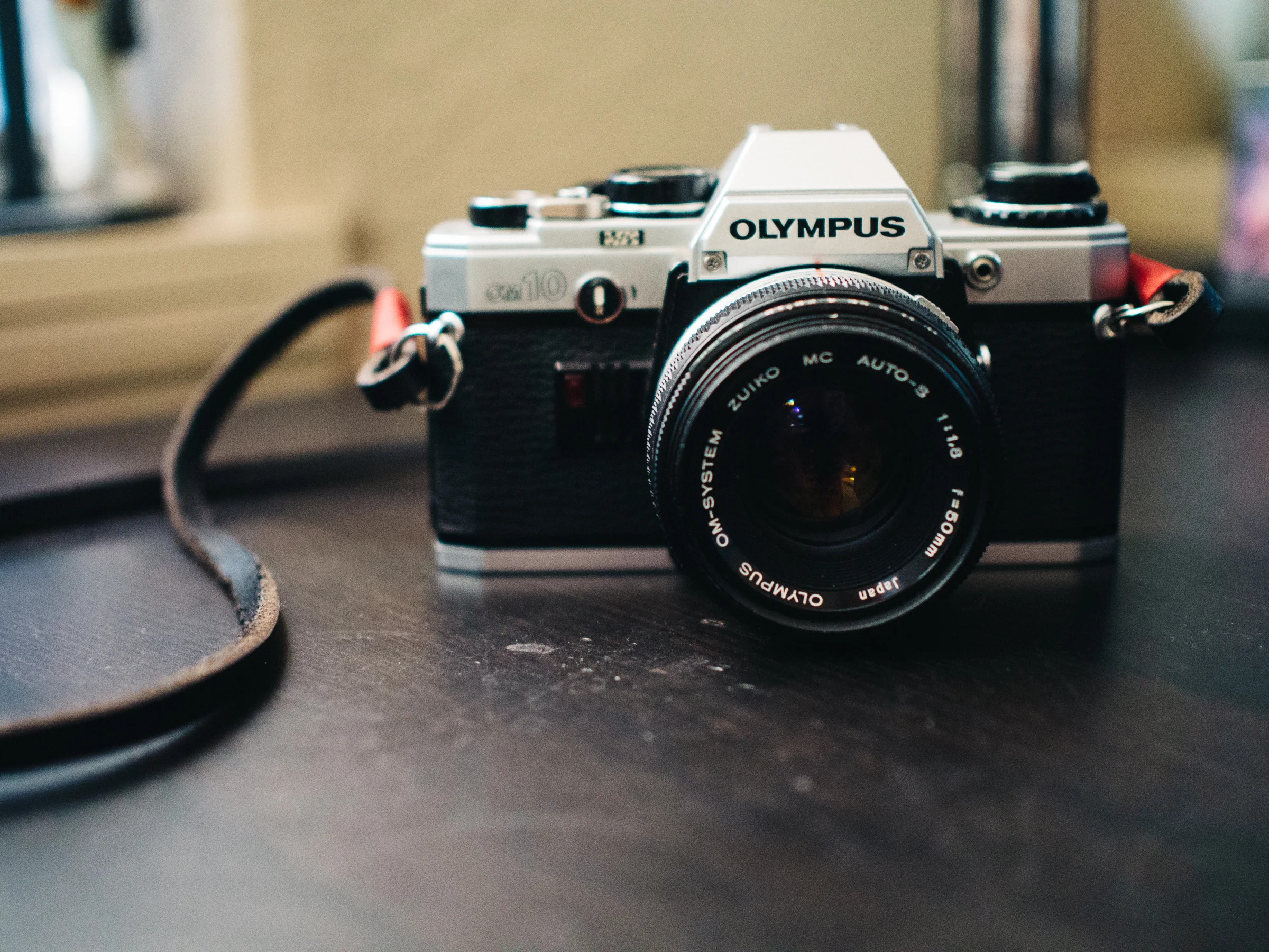 Classic Olympus OM10