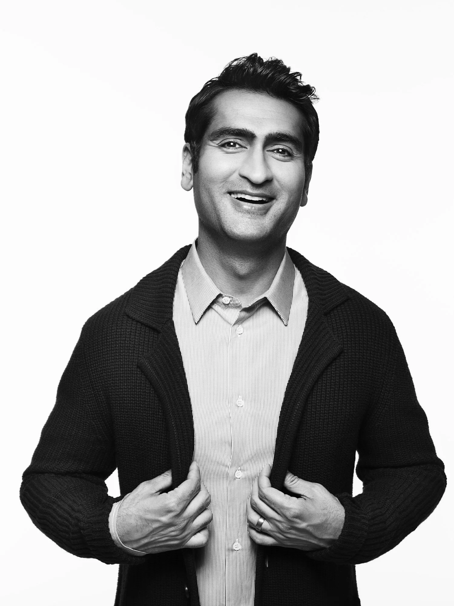 Kumail_02_425_RGB copy.jpg