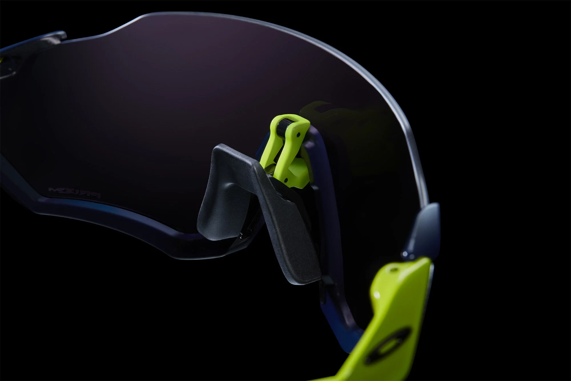 08-FlightJacket-Behind_165-184_RGB-SL copy.jpg