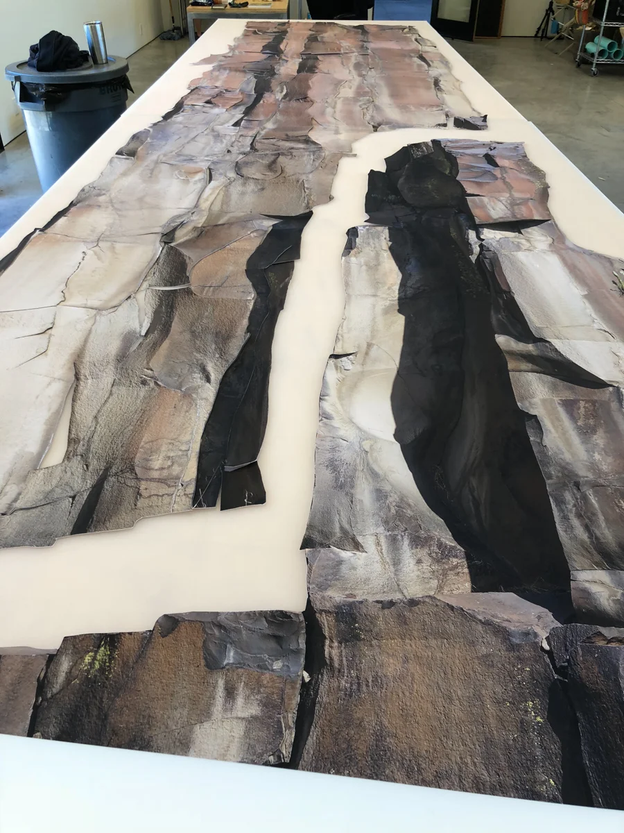 Drawing with a Knife