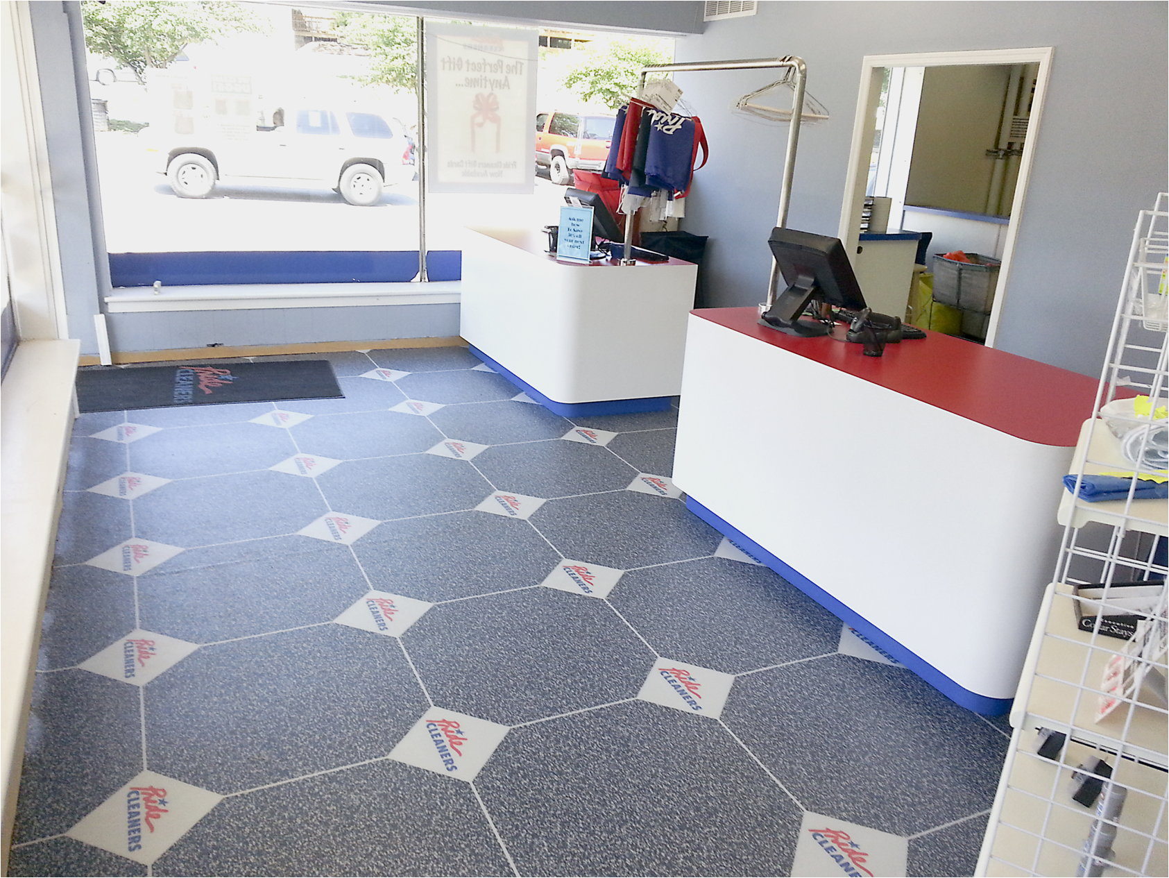 19-Branded-Floor.png