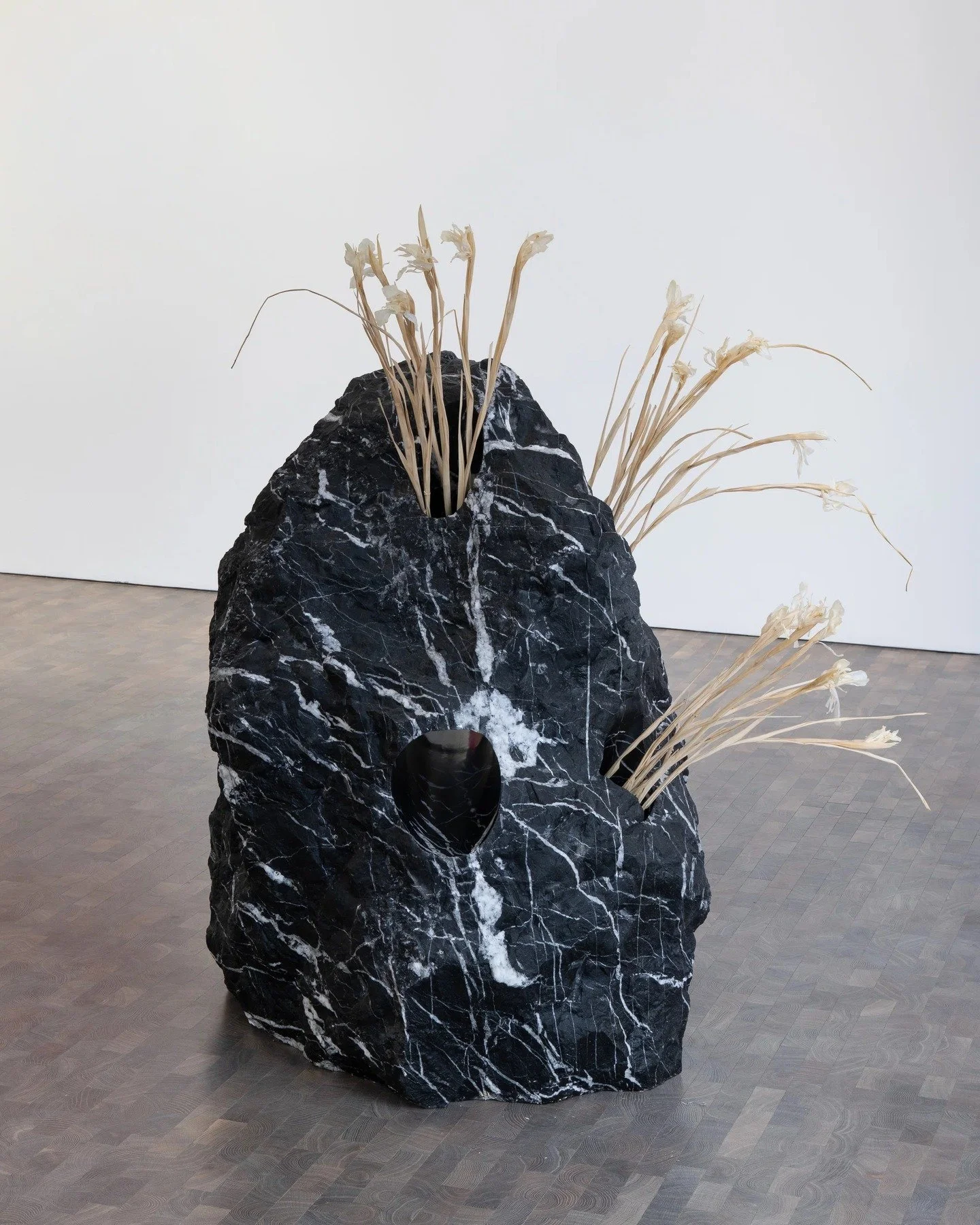 Closing next weekend, Anthesis at Pace Gallery in London features new and recent work by Mika Tajima that give form to energetic movement. A new sculptural series called Negentropica develops the idea of negative entropy: how matter tends towards ord