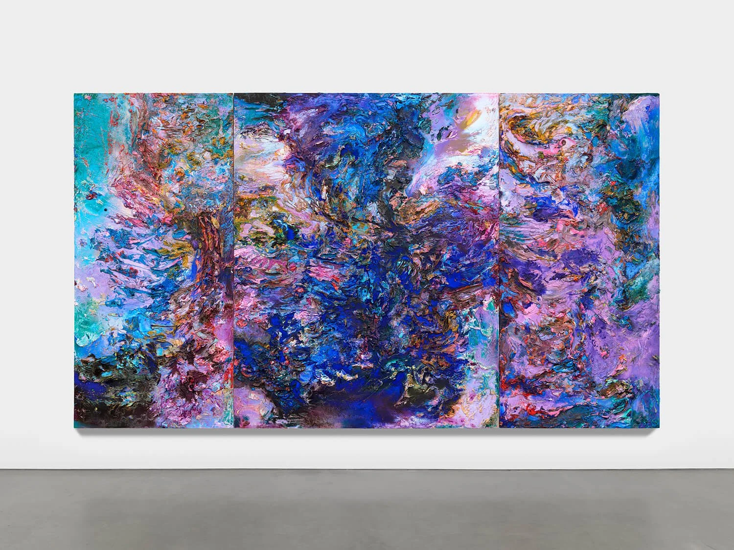 Closing in five days, the Great Collapse at Alexander Berggruen in NY presents new paintings and works on paper by Gabriel Mills. The artist literally pushes oil paint to the point of collapse: too much oil creates sculptural seams of puckered paint;