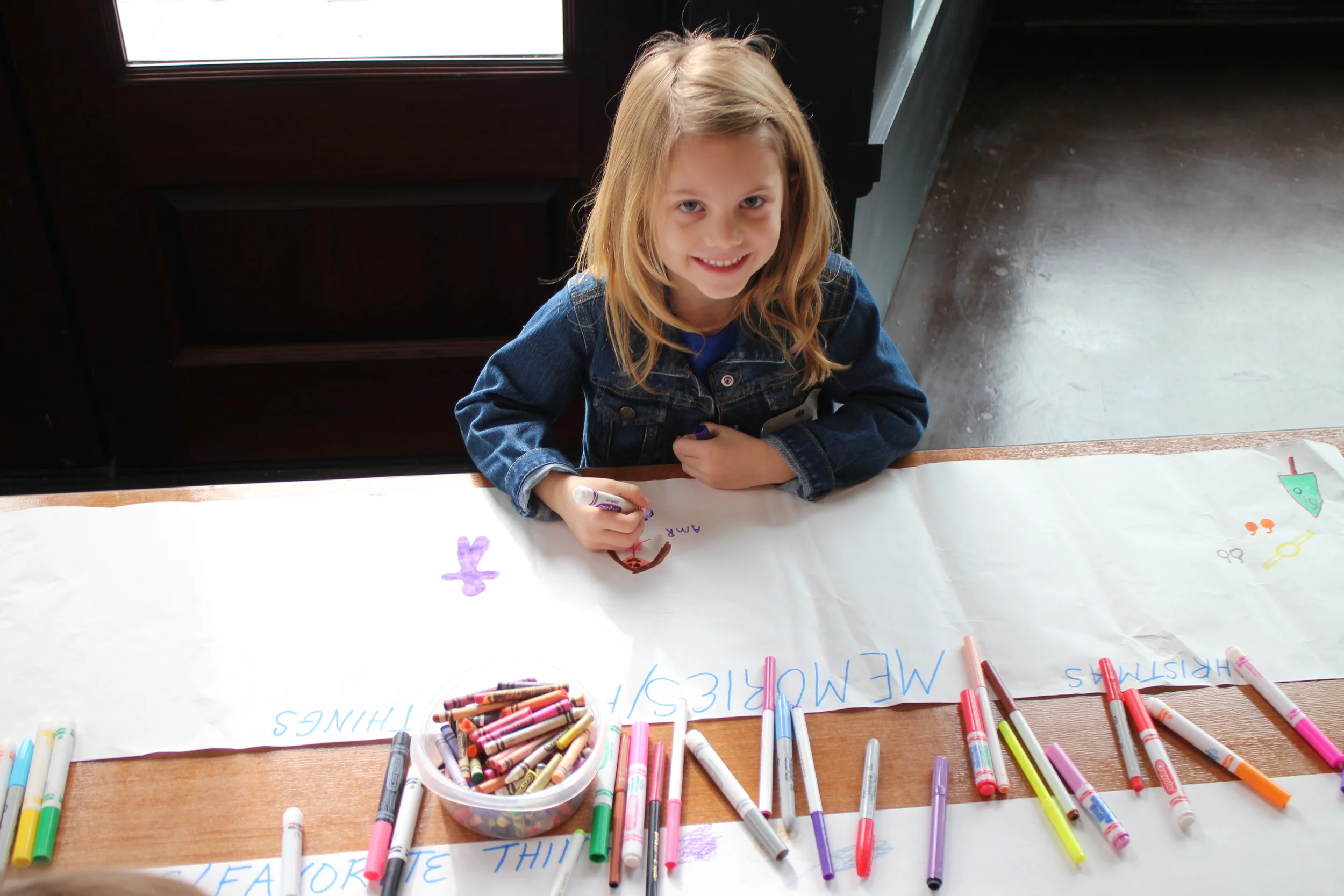 THE KIDS AT CHRISTMAS