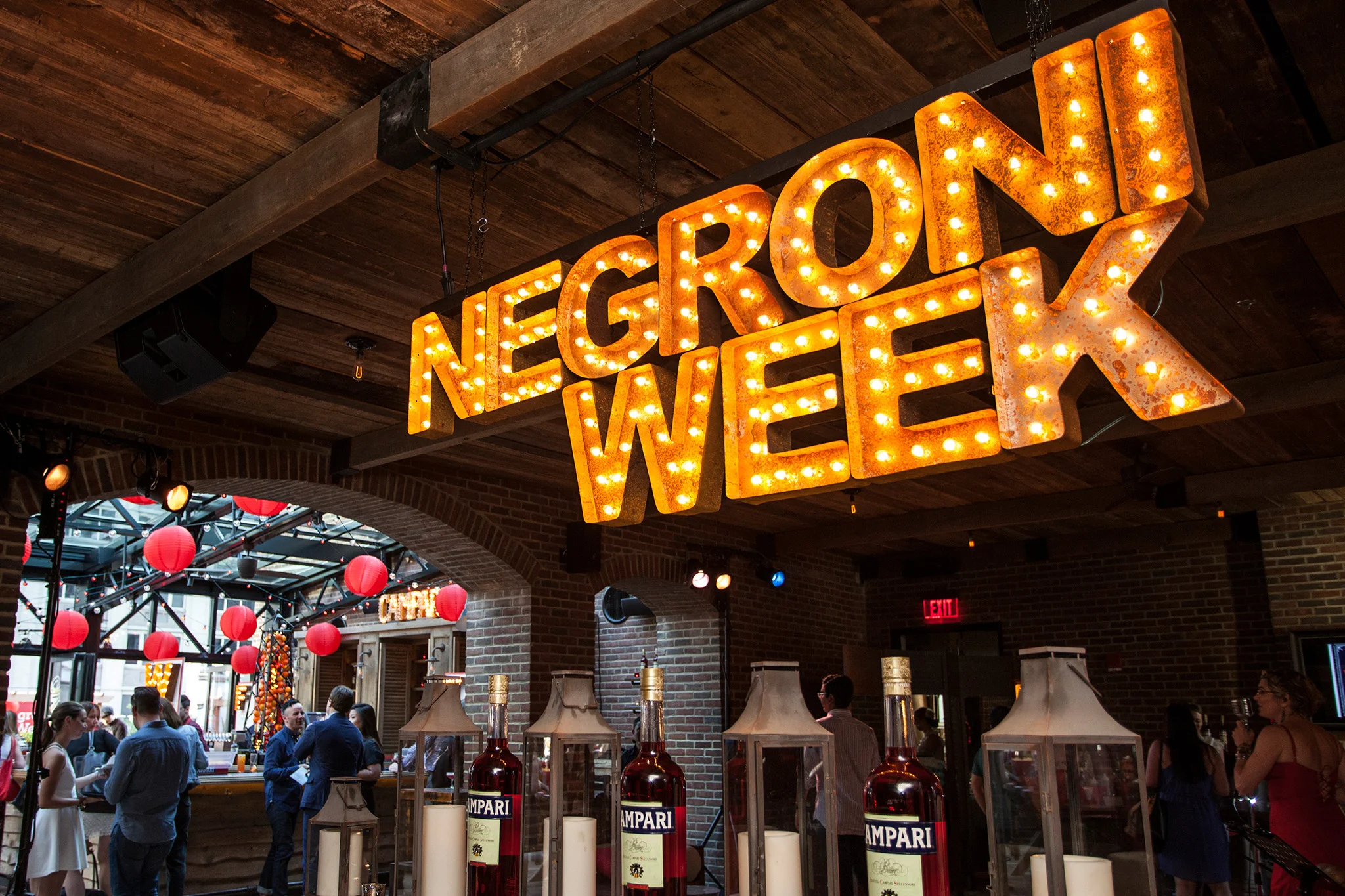 PeterTolinBaker-Campari-#NegroniWeek-Refinery-Hotel-NYC-photo-VirginiaRollisonLushLifeProductions-event-01.jpg