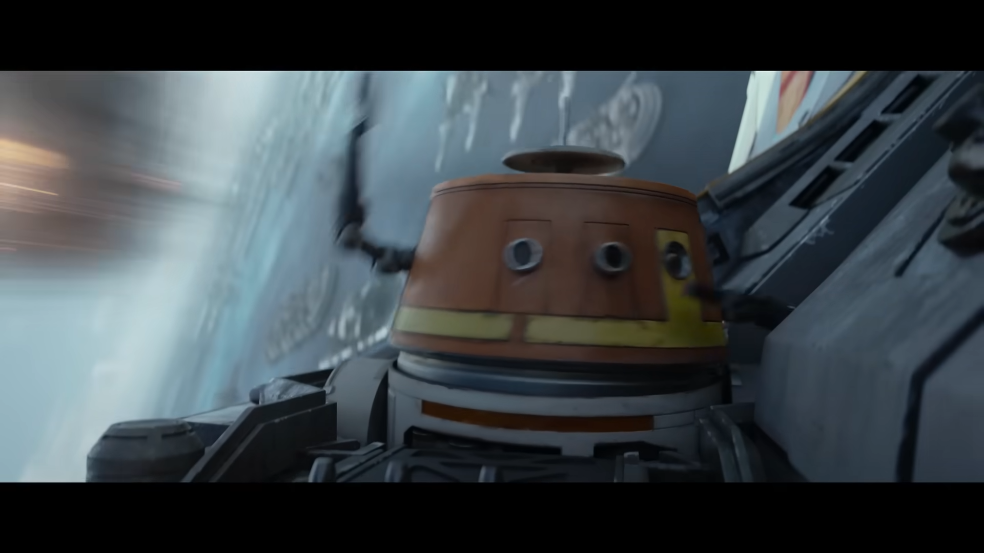 Ahsoka _ Teaser Trailer _ Disney+ 0-33 screenshot (1).png