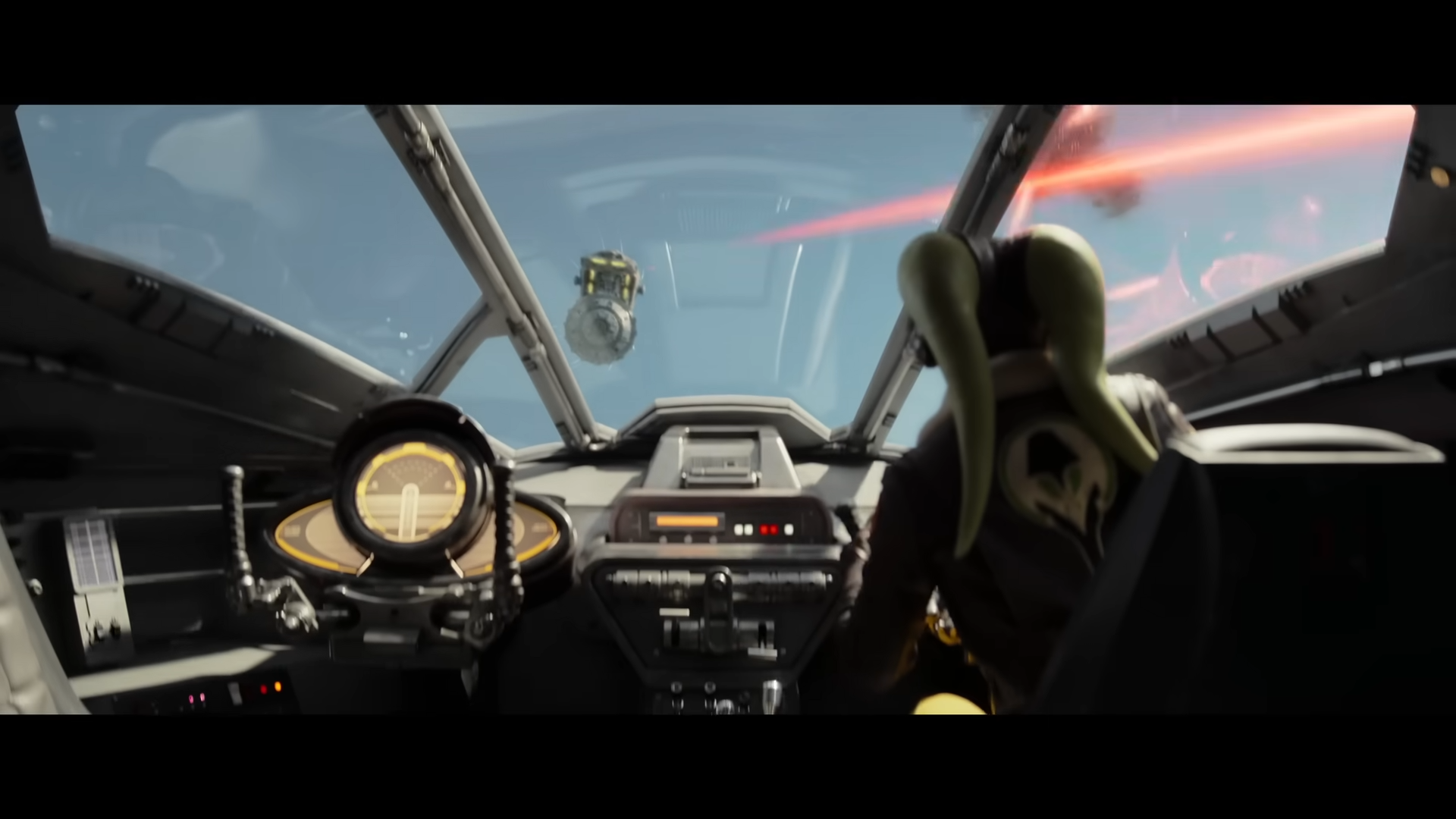 Ahsoka _ Teaser Trailer _ Disney+ 0-31 screenshot (1).png