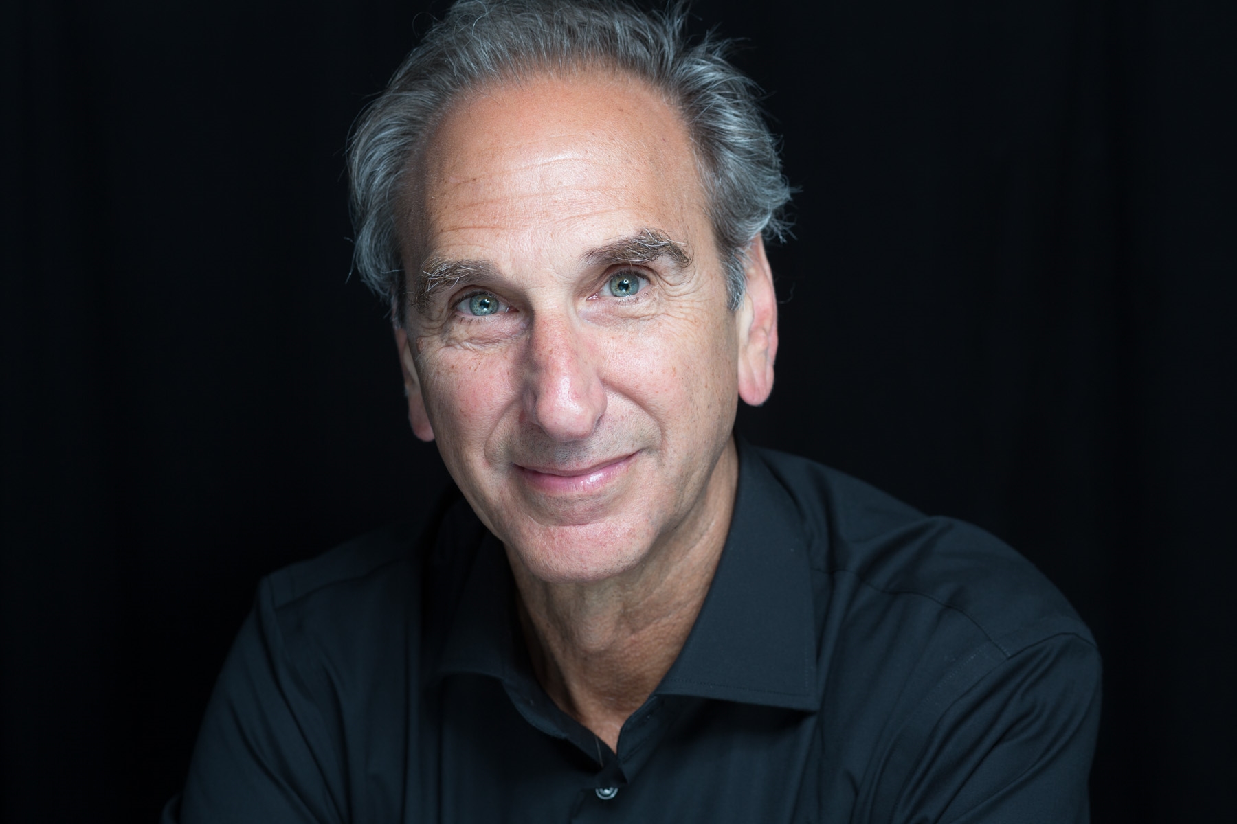 Portrait of Bob Katz, author, by Sharona Jacobs. Lexington, MA.